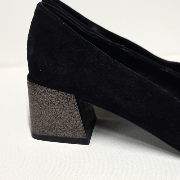 Bleecker and Bond Suede Metallic Heel Shoes - Picture 2 of 8